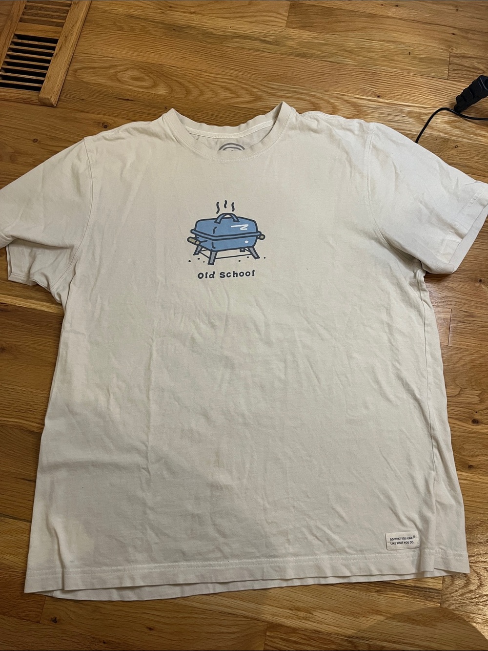 Life Is Good White Short-Sleeve Tee with Blue Grill Illustration L